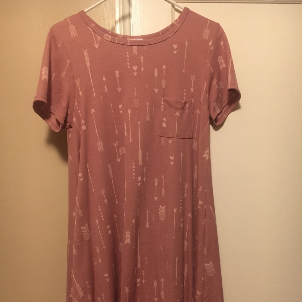 ❌SOLD❌ HTF Lularoe Carly Arrow Print